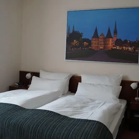 Forsthaus St. Hubertus Hotel Groß Grönau