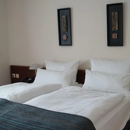 Forsthaus St. Hubertus Szálloda 3*